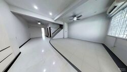 Sennett Estate (D13), Terrace #561490931